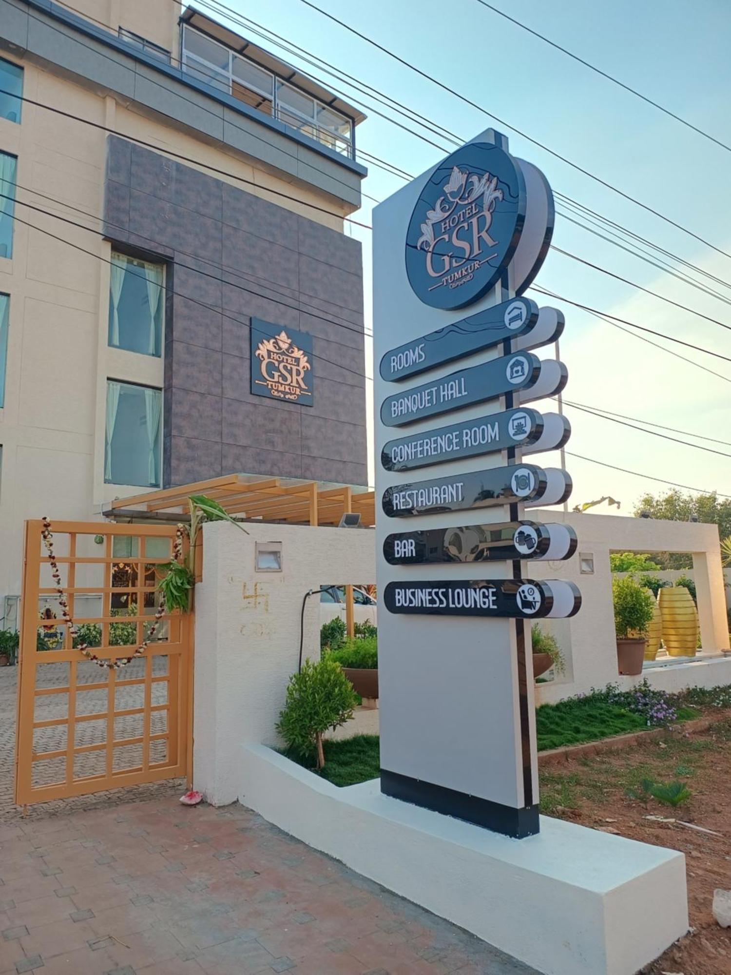 Hotel Gsr Tumkur Exteriör bild